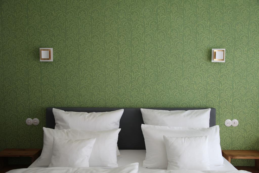 Hotel Luisenhof Geisfeld  Pokoj fotografie